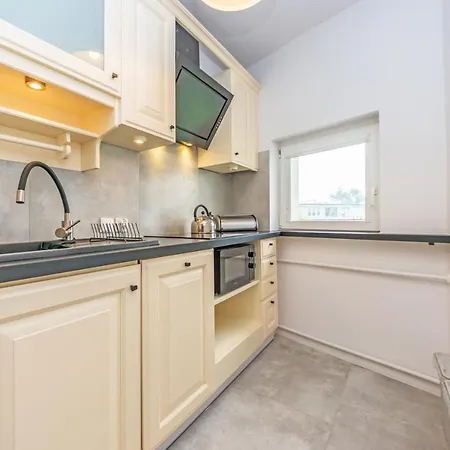 House Managers - Przymorze Comfort Apartment Gdansk