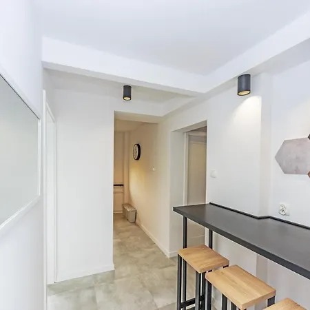 House Managers - Przymorze Comfort Апартаменты *